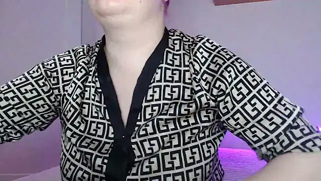 Snapshot of Karolina_love_ chatting on 02-22-26, 07:56 Karolina love online show from 02-22-26, 07:56