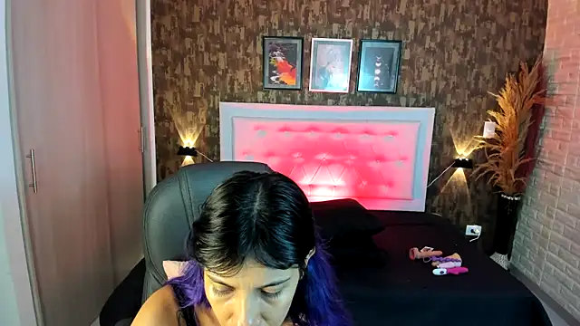 kitty  horny online show from 02-06-25, 10:48