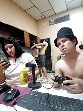 DanelyLopez online show from 02-14-26, 03:47