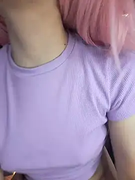 Snapshot of PastelitoGaming chatting on 02-15-25, 08:01 PastelitoGaming online show from 02-15-25, 08:01