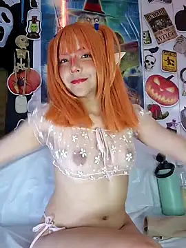 Snapshot of PastelitoGaming chatting on 10-25-25, 09:09 PastelitoGaming online show from 10-25-25, 09:09