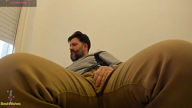 Maxi TheBigDaddy online show from 01-13-25, 03:15