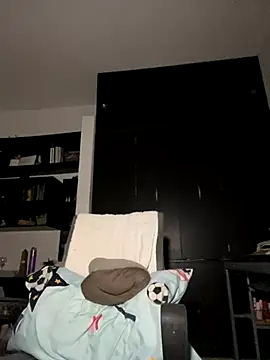 DanikRosse online show from 09-18-25, 03:52