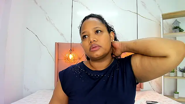 Belle Brunette online show from 04-07-26, 11:54