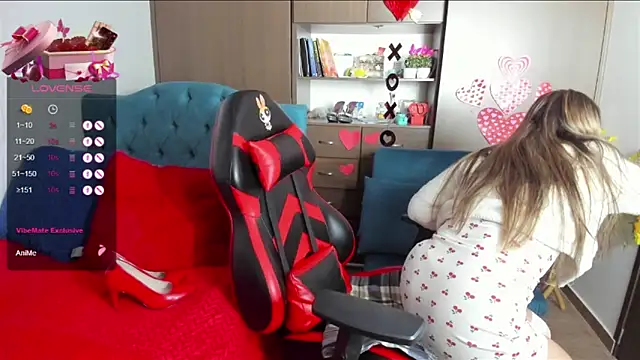 Snapshot of valeria_teiku chatting on 02-14-25, 02:18 valeria teiku online show from 02-14-25, 02:18