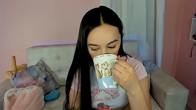 Snapshot of tinysara chatting on 03-01-25, 04:33 tinysara online show from 03-01-25, 04:33