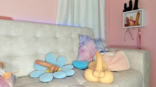 Snapshot of tinysara chatting on 03-09-25, 07:59 tinysara online show from 03-09-25, 07:59