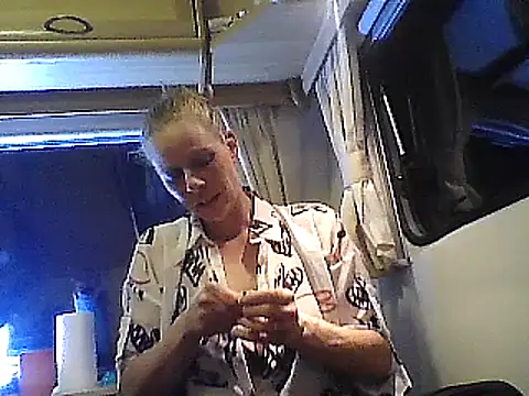 WildScorpio86 online show from 12-20-25, 02:35