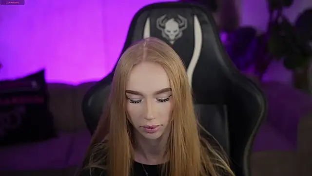 Amelia Blaze online show from 09-18-25, 07:21