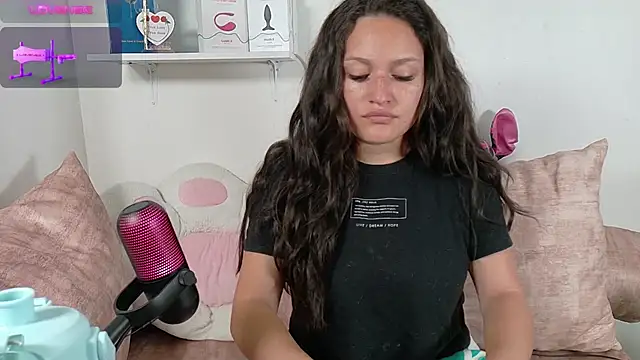 megan doll2 online show from 09-18-25, 08:11