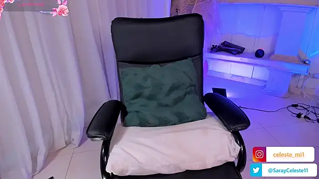 Snapshot of scarlet_miller1 chatting on 01-28-25, 11:17 scarlet miller1 online show from 01-28-25, 11:17