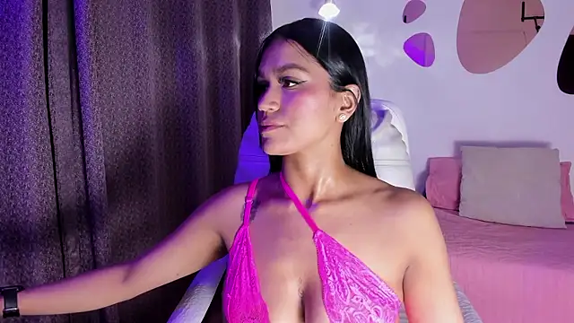 Caroliina Saenz online show from 01-09-26, 07:59