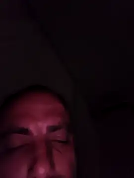 Snapshot of mustican422 chatting on 11-16-25, 11:32 mustican422 online show from 11-16-25, 11:32