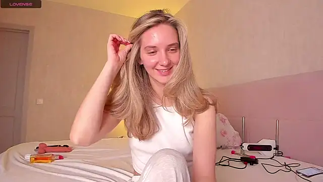 Snapshot of PatriciaBlairs chatting on 11-14-25, 12:26 PatriciaBlairs online show from 11-14-25, 12:26