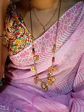 Snapshot of tuttifrutti17 chatting on 01-22-25, 05:06 tuttifrutti17 online show from 01-22-25, 05:06