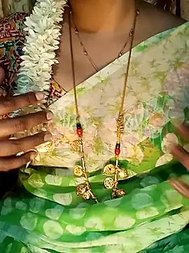 Snapshot of tuttifrutti17 chatting on 02-03-25, 05:35 tuttifrutti17 online show from 02-03-25, 05:35