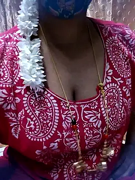 Snapshot of tuttifrutti17 chatting on 01-10-26, 05:15 tuttifrutti17 online show from 01-10-26, 05:15