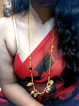 Snapshot of tuttifrutti17 chatting on 02-10-26, 04:55 tuttifrutti17 online show from 02-10-26, 04:55