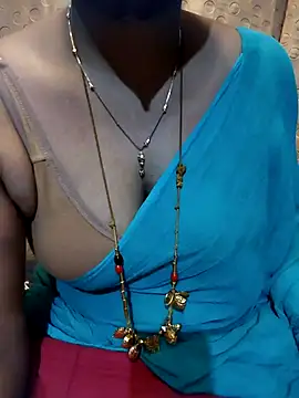 Snapshot of tuttifrutti17 chatting on 04-16-26, 05:36 tuttifrutti17 online show from 04-16-26, 05:36