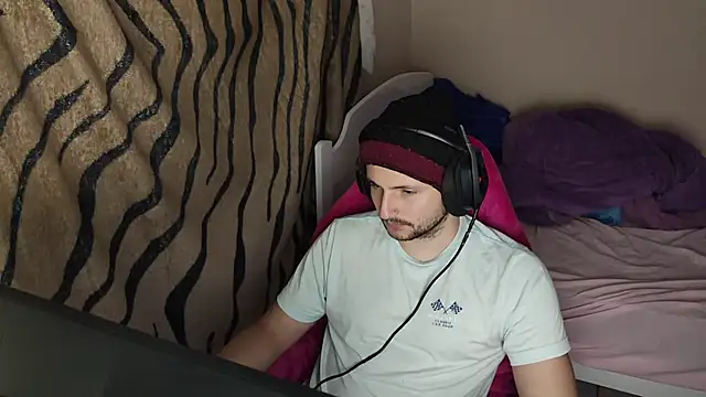 iurytx online show from 02-23-25, 01:35