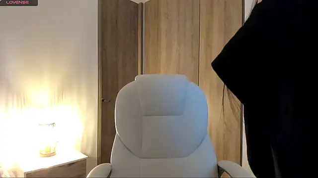sophie connors online show from 04-06-26, 11:44