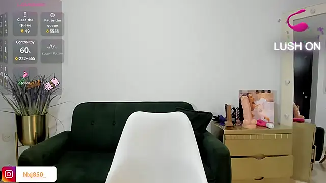 HOTBLACKANDWHITE2 online show from 02-05-25, 08:46