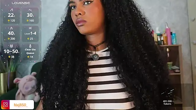 HOTBLACKANDWHITE2 online show from 12-22-25, 03:14