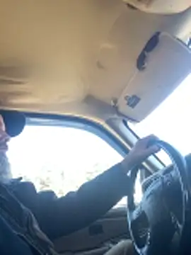 Snapshot of Themechanic420 chatting on 12-14-25, 06:45 Themechanic420 online show from 12-14-25, 06:45