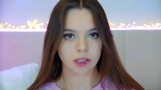 ElisabethDavis online show from 03-16-25, 03:17