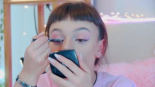 ElisabethDavis online show from 09-17-25, 03:24