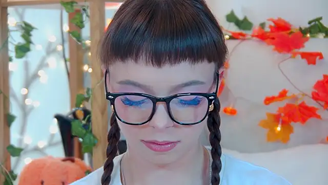 ElisabethDavis online show from 09-28-25, 03:17