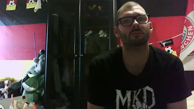 Snapshot of Die-geile-Sau chatting on 09-18-25, 03:25 Die-geile-Sau online show from 09-18-25, 03:25