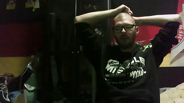 Snapshot of Die-geile-Sau chatting on 09-25-25, 07:06 Die-geile-Sau online show from 09-25-25, 07:06