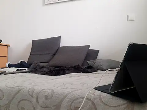 Snapshot of Ebinator666 chatting on 03-22-25, 11:53 Ebinator666 online show from 03-22-25, 11:53