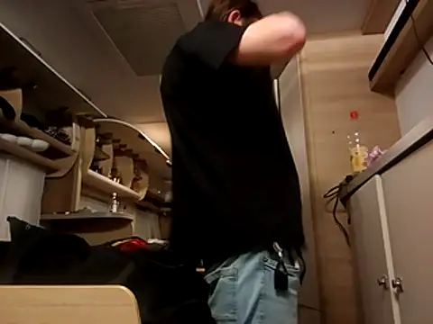 Snapshot of Ebinator666 chatting on 10-24-25, 10:06 Ebinator666 online show from 10-24-25, 10:06