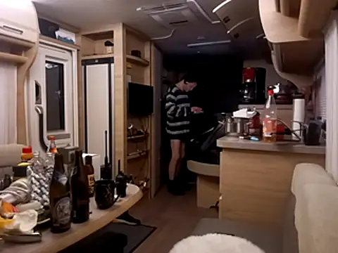 Snapshot of Ebinator666 chatting on 11-27-25, 02:57 Ebinator666 online show from 11-27-25, 02:57