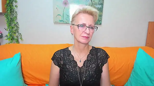 iamyourdream89 online show from 10-09-25, 12:14