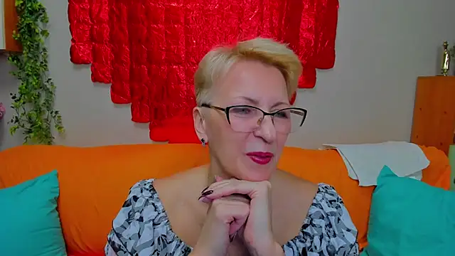 iamyourdream89 online show from 02-16-26, 06:26