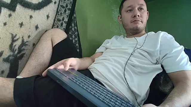 sweet cock28 online show from 09-23-25, 03:15