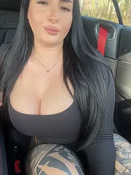 Snapshot of Mia-Bremer chatting on 03-03-26, 01:39 Mia-Bremer online show from 03-03-26, 01:39