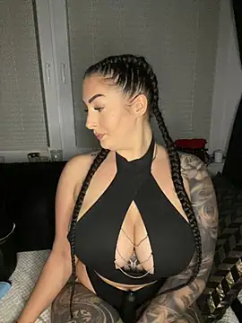 Mia-Bremer online show from 04-29-26, 09:57