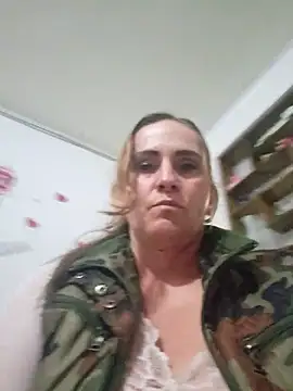 Snapshot of SeductionSilera chatting on 02-14-25, 06:29 SeductionSilera online show from 02-14-25, 06:29