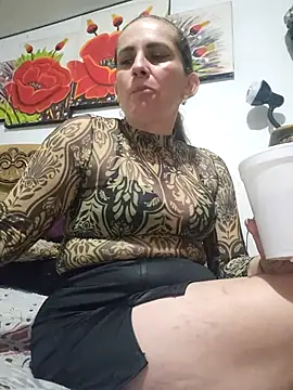 Snapshot of SeductionSilera chatting on 02-18-25, 06:26 SeductionSilera online show from 02-18-25, 06:26