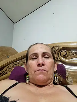 Snapshot of SeductionSilera chatting on 09-28-25, 02:50 SeductionSilera online show from 09-28-25, 02:50