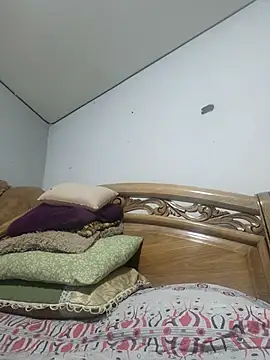 Snapshot of SeductionSilera chatting on 10-14-25, 05:03 SeductionSilera online show from 10-14-25, 05:03