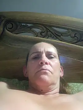 Snapshot of SeductionSilera chatting on 10-31-25, 04:13 SeductionSilera online show from 10-31-25, 04:13