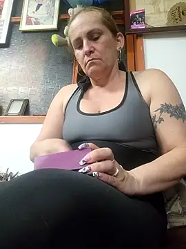 Snapshot of SeductionSilera chatting on 11-27-25, 09:28 SeductionSilera online show from 11-27-25, 09:28