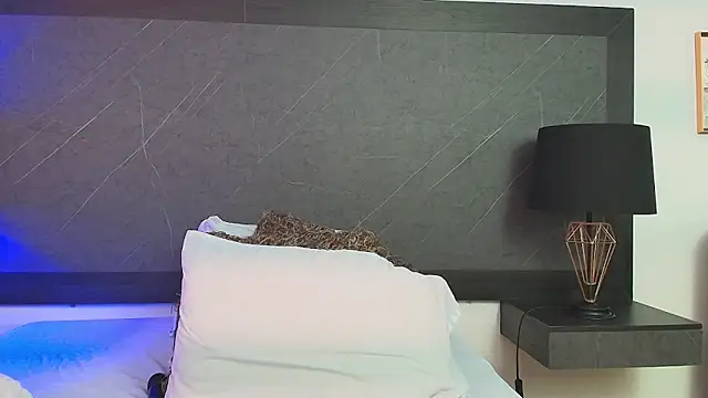 Snapshot of big_tits_in_your_face chatting on 12-29-24, 01:56 big tits in your face online show from 12-29-24, 01:56