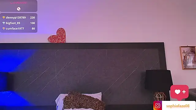 Snapshot of big_tits_in_your_face chatting on 03-15-25, 02:14 big tits in your face online show from 03-15-25, 02:14