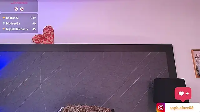 Snapshot of big_tits_in_your_face chatting on 03-19-25, 10:53 big tits in your face online show from 03-19-25, 10:53